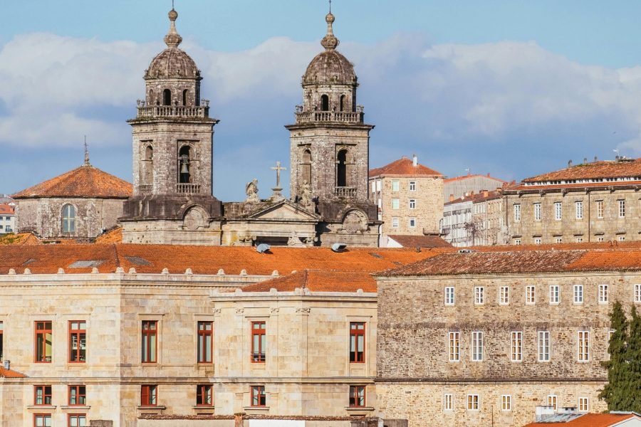 Monumentales Santiago ab Vigo: Geführte Tour und galicisches Mittagessen